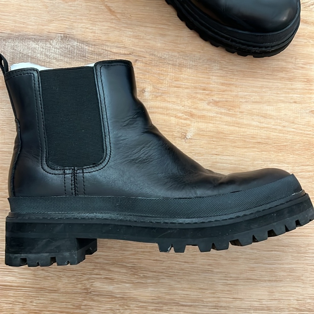 Calvin Klein black boots - Picture 2 of 4